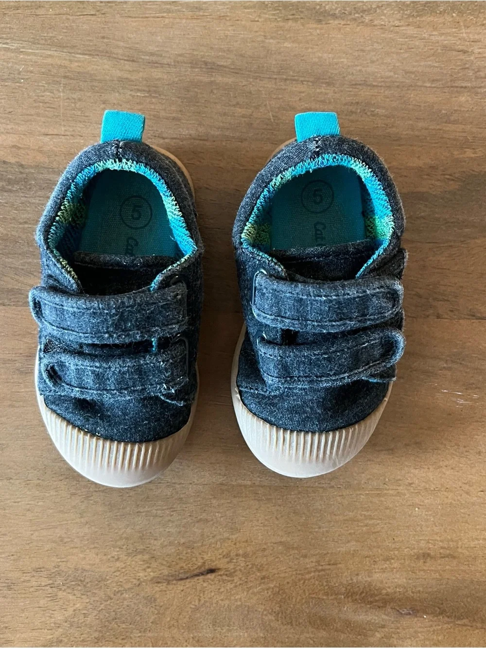 ⚡️3/$20 Charcoal Sneakers with Tan Soles - baby/toddler size 5